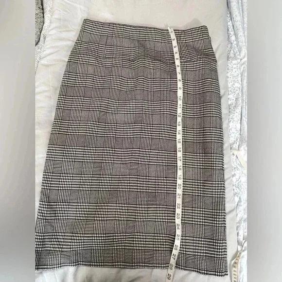 WORTHINGTON PENCIL SKIRT BLACK WHITE PLAID HIGH WAIST P STRETCH SIZE 12 LARGE - Picture 8 of 12
